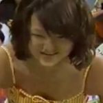 熱湯コマーシャル　ガム噛む女子高生３人