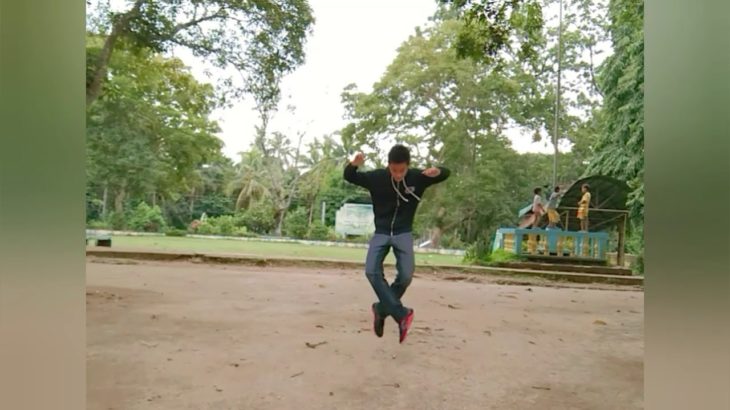 FOLLOW THE CROWD/Dubstep dance