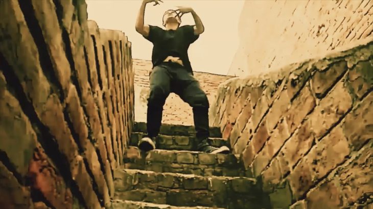 KRUMP DANCE I FREESTYLE IIN THE GULLY I JEETGOSAIN AKA BOI MANTIS I
