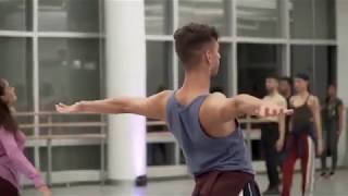 Vogue & Runway Workshop at Ailey Extension