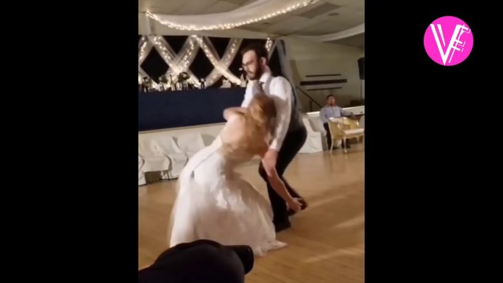 Wedding Dance in Wrestling Style by Bride and Groom l Marriage Dance l Mehndi Dance