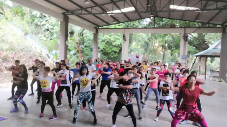 我们也来跳，CHINA REGGAE 中国痛 MASH UP DANCE CHOREO BY JnS 😃😄#黄明志&黄秋生