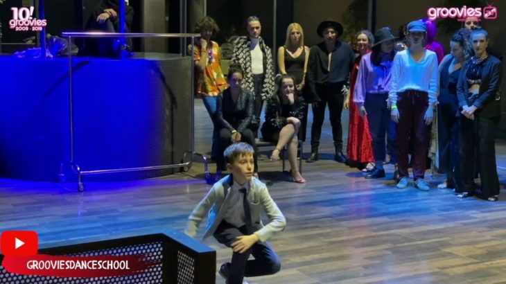 Groovies Dance School – WAACK YOUR OUTFIT 2020 – Mini Beber