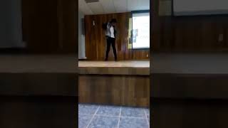 Jonny Walker | Cradles – Sub Urban | Dubstep dance.