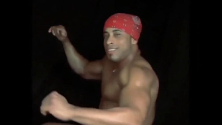 Ricardo Milos dance to Dubstep