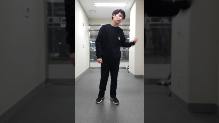 Tutting × Waving × Finger Tutting × Krump 1681