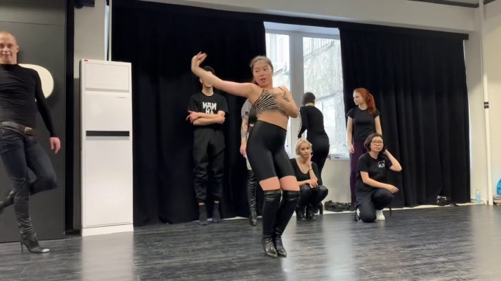 Vogue Choreo by Alex Volturi.