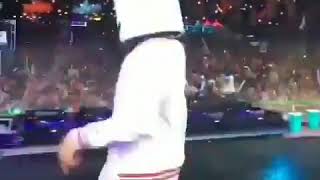 @marshmellomusic 🔥🔥🔥 . . . . . . . . . . #marshmello #martingarrix #davidguetta #dubstepdance #DJ